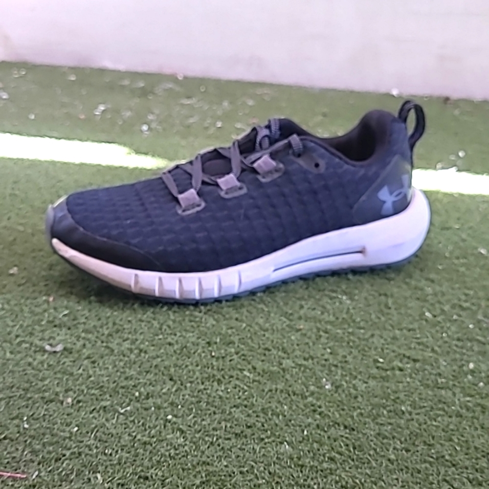 UA unisex child sneakers